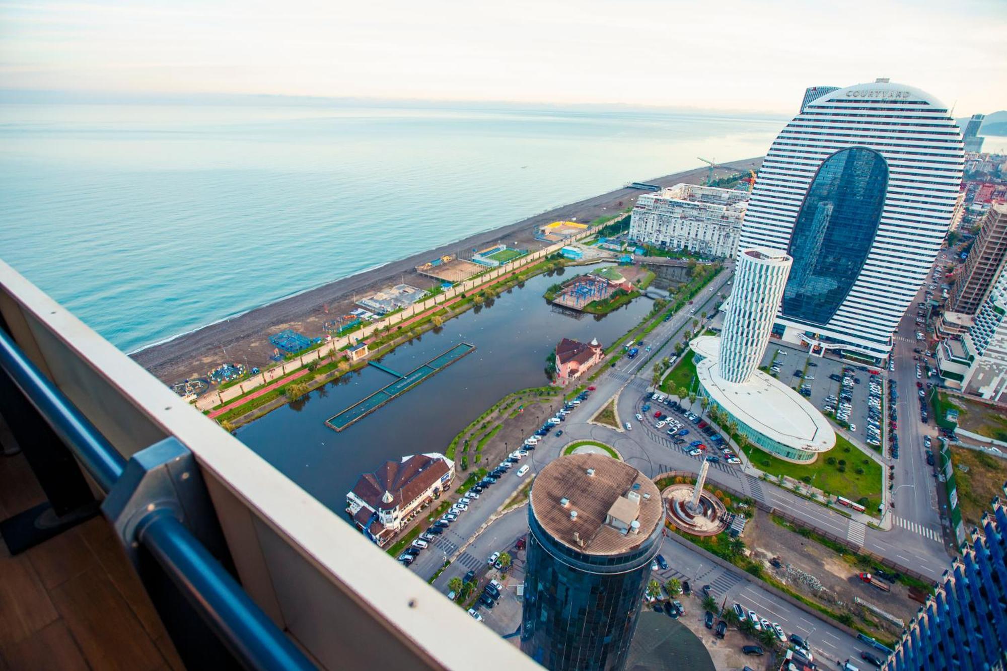 Panorama Orbi Beach Resort Center Suite Batumi Bagian luar foto