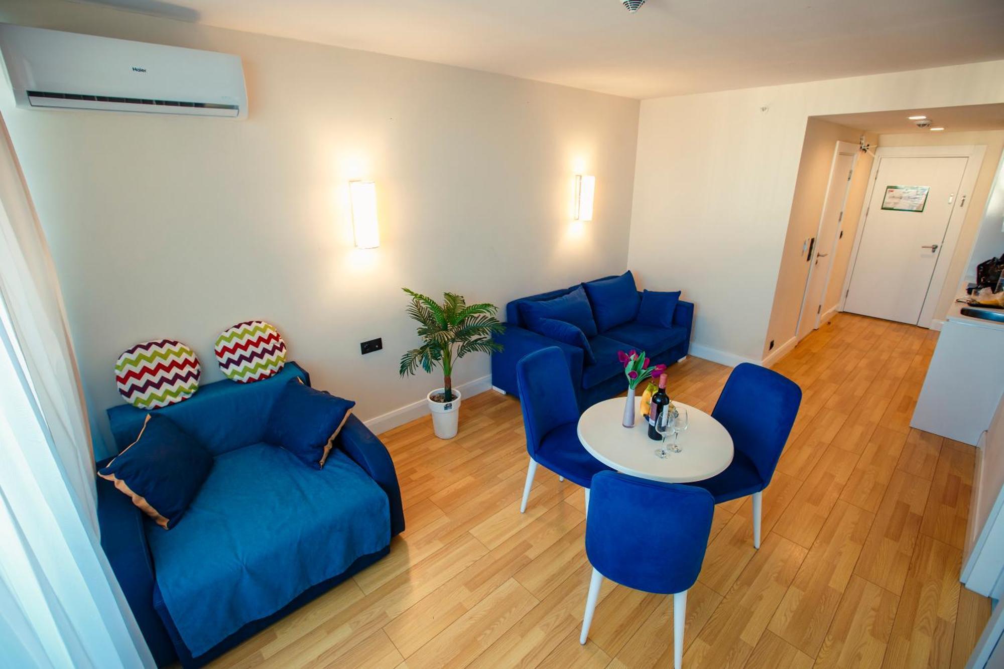Panorama Orbi Beach Resort Center Suite Batumi Bagian luar foto
