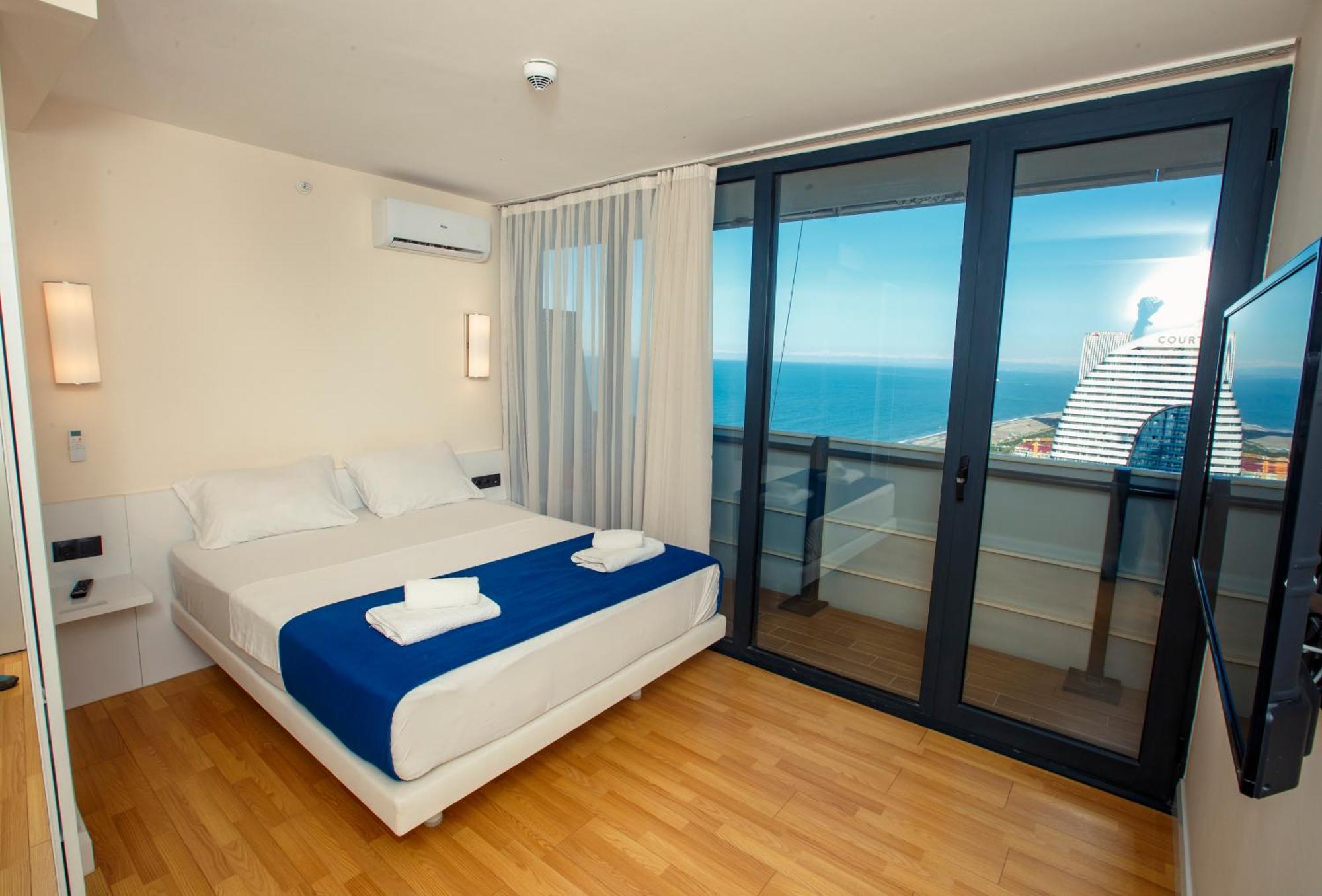 Panorama Orbi Beach Resort Center Suite Batumi Bagian luar foto